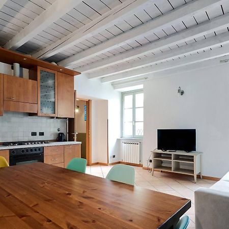 Domus Dea Bergamo Alta Apartment ภายนอก รูปภาพ