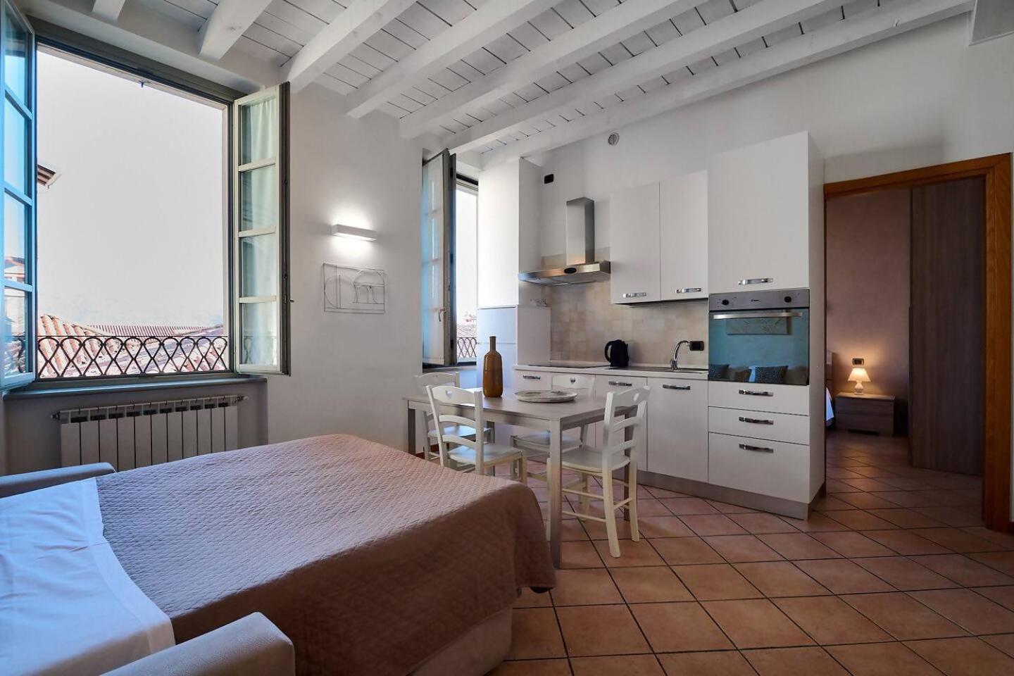Domus Dea Bergamo Alta Apartment ห้อง รูปภาพ